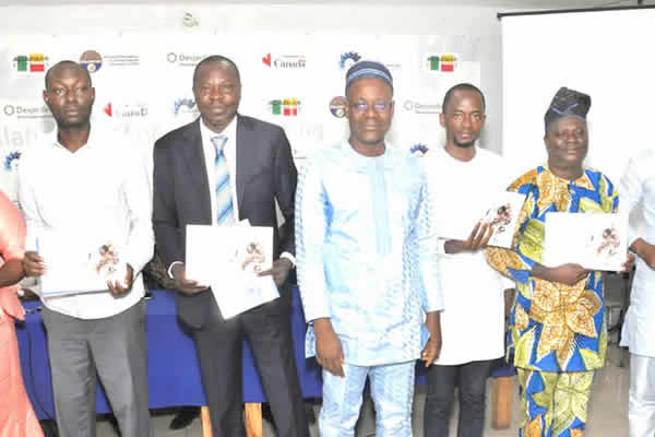 Professionnalisation : le Consortium Alafia délivre des diplômes et certificats aux lauréats des formations diplômantes et à distance