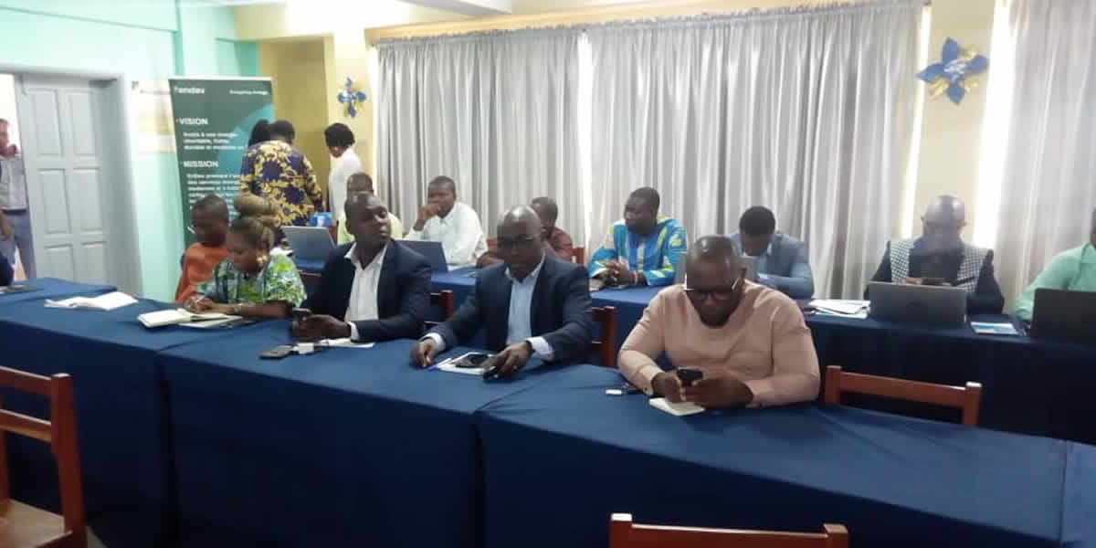 Energies renouvelables à usage productif : les institutions financières sensibilisées sur les potentialités du marché